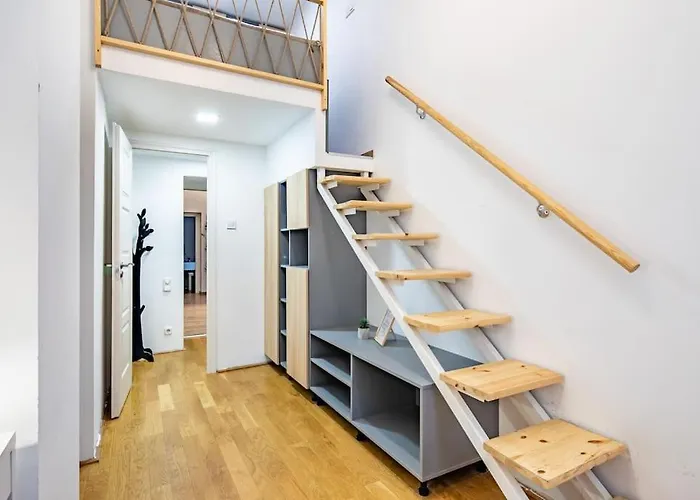 Cityscape Budget Apartments Heaven